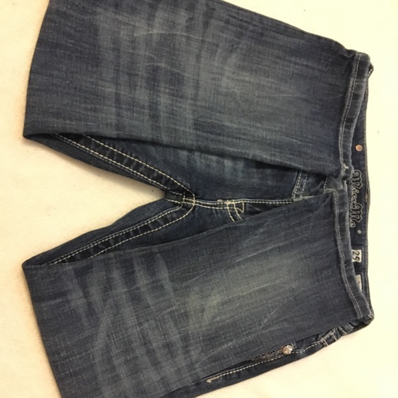 Beautiful Miss Me Cuffed Capri Jeans - Picture 7 of 8